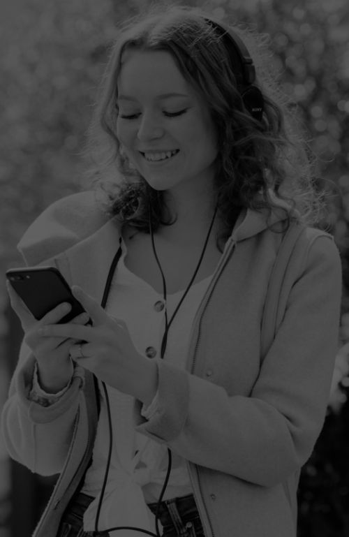 Person mit Telefon